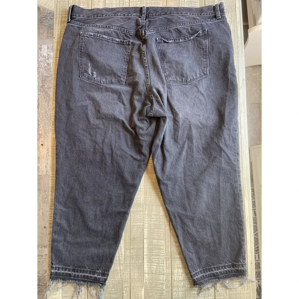 Old Navy Women's High Rise Slouchy Straight Ripped Jeans Button Fly Size 22‎